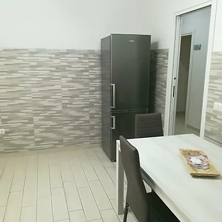 La Casa Di Donatella Pensión Nápoles